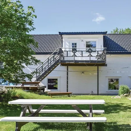 Two Bedroom In Eydehavn Lejlighed *